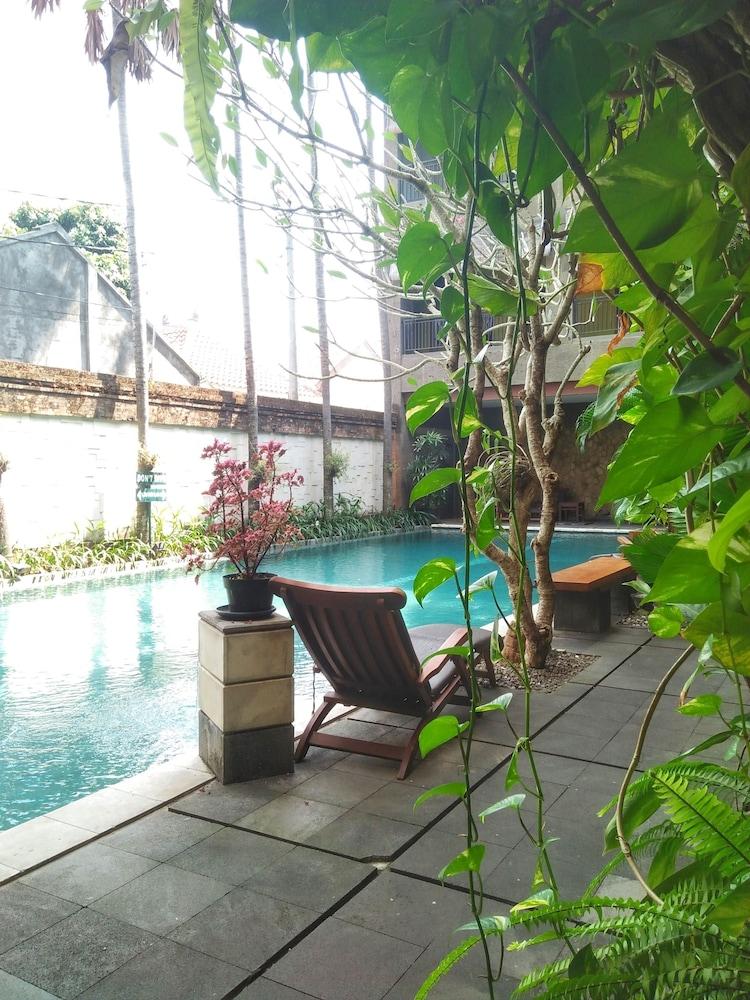 Eclipse Hotel Yogyakarta Exterior foto