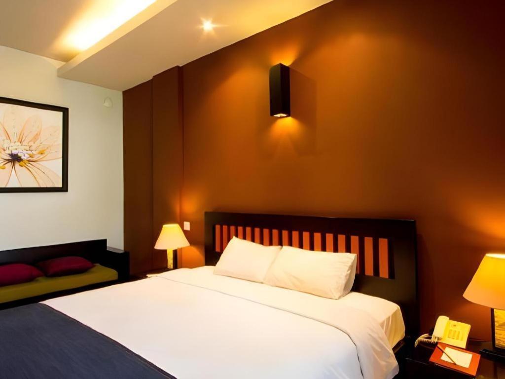 Eclipse Hotel Prawirotaman Yogyakarta Exterior foto