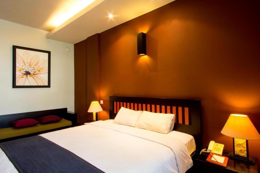 Eclipse Hotel Prawirotaman Yogyakarta Exterior foto